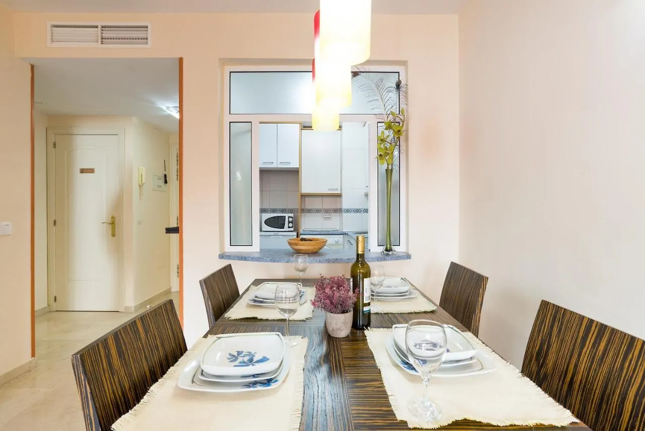 MalagaSuite Torremolinos Beach Apartment