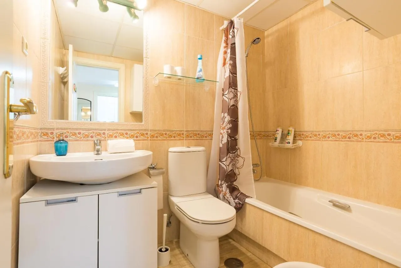 Malagasuite Torremolinos Beach Apartment